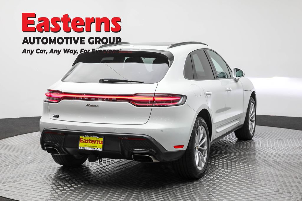 Used 2023 Porsche Macan T w/ Premium Package Plus image 5