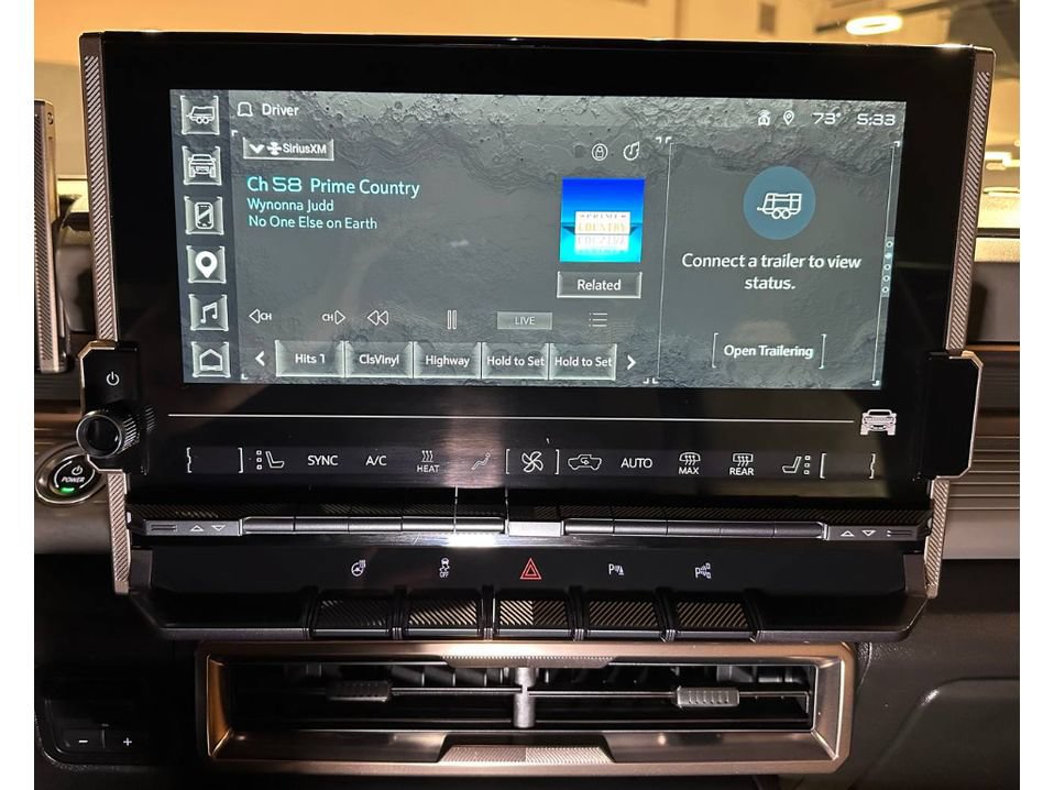 Used 2024 GMC Hummer EV 3X AWD/4WD image 29