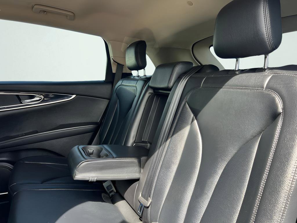 Used 2022 Lincoln Nautilus FWD image 22