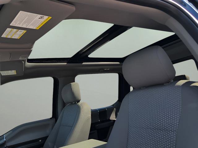 Used 2018 Ford F150 XLT w/ Equipment Group 302A Luxury image 16