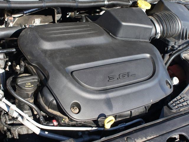 Used 2023 Chrysler Pacifica Touring-L image 26