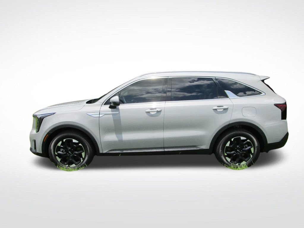 Used 2025 Kia Sorento S w/ Panoramic Sunroof Package FWD image 3