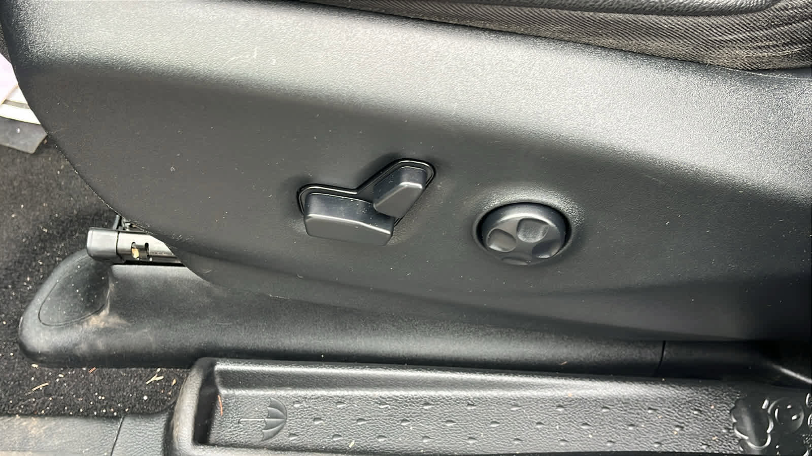 Used 2020 Chrysler Pacifica Touring-L w/ S Appearance Package image 21