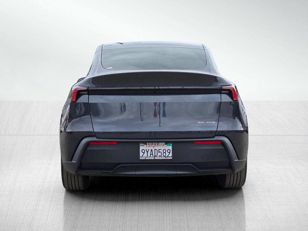 Used 2026 Tesla Model Y AWD image 5