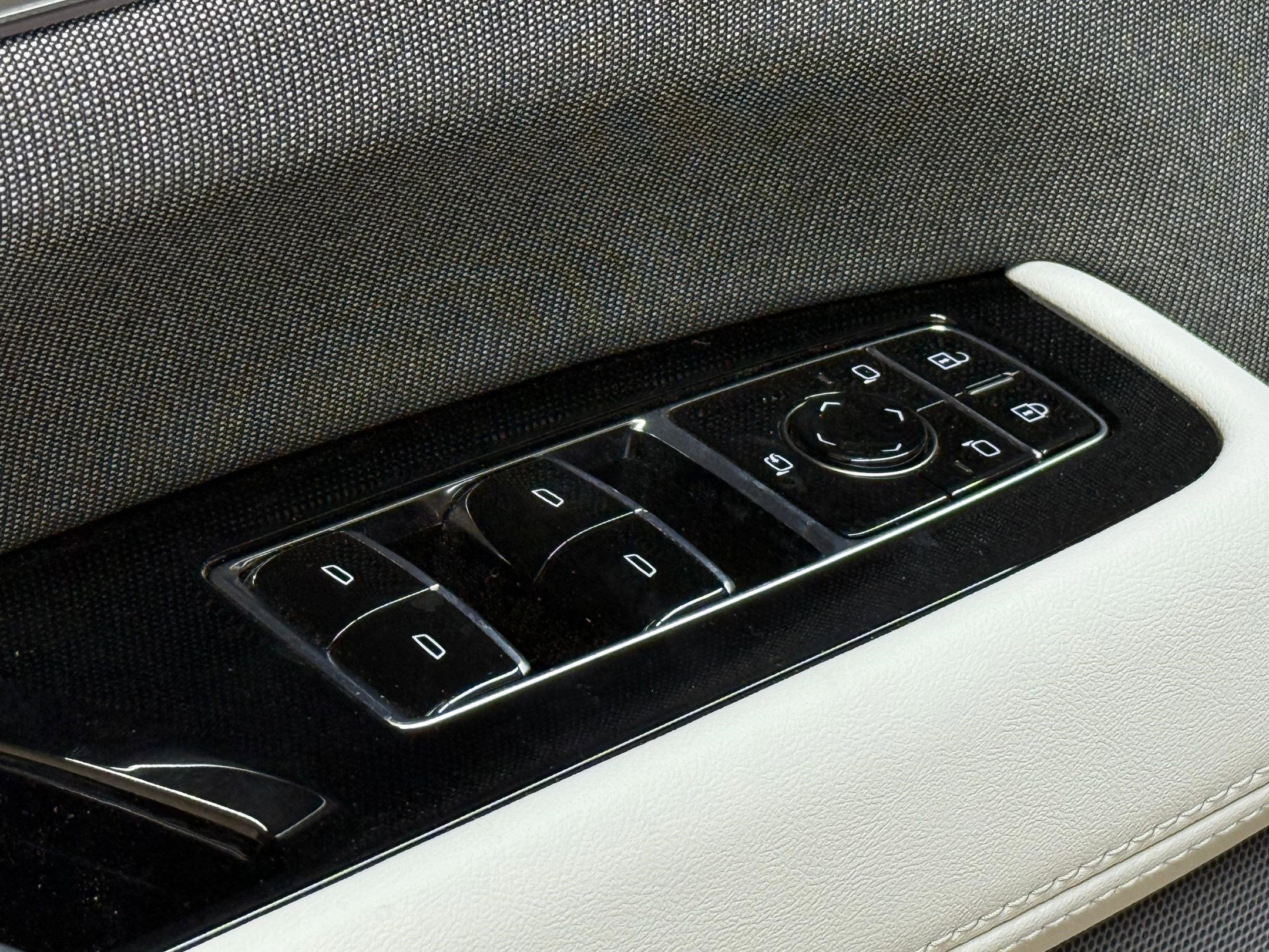 New 2025 Cadillac Escalade IQ Luxury 1 image 22