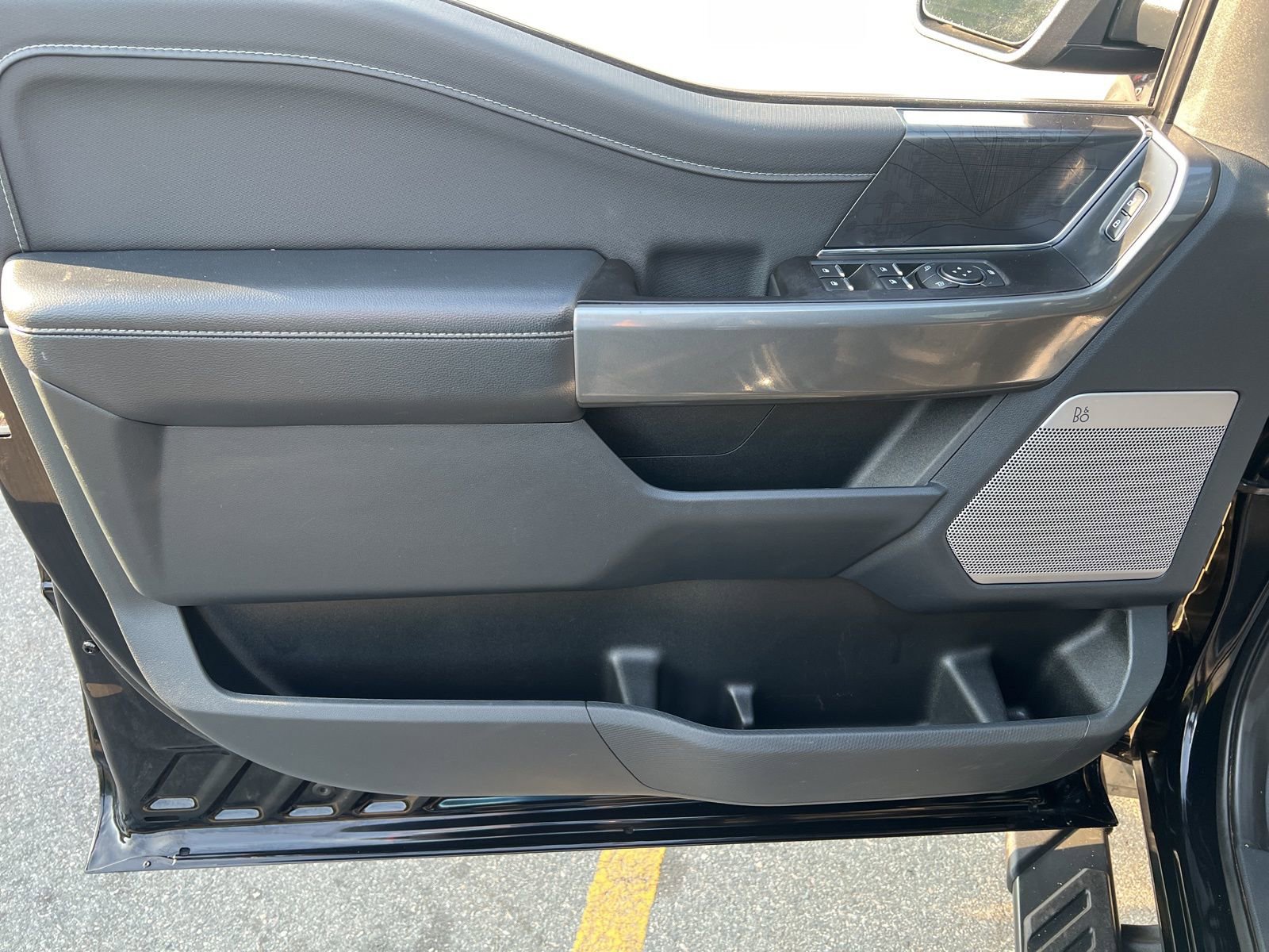 Certified 2022 Ford F150 XLT w/ Equipment Group 302A High image 15