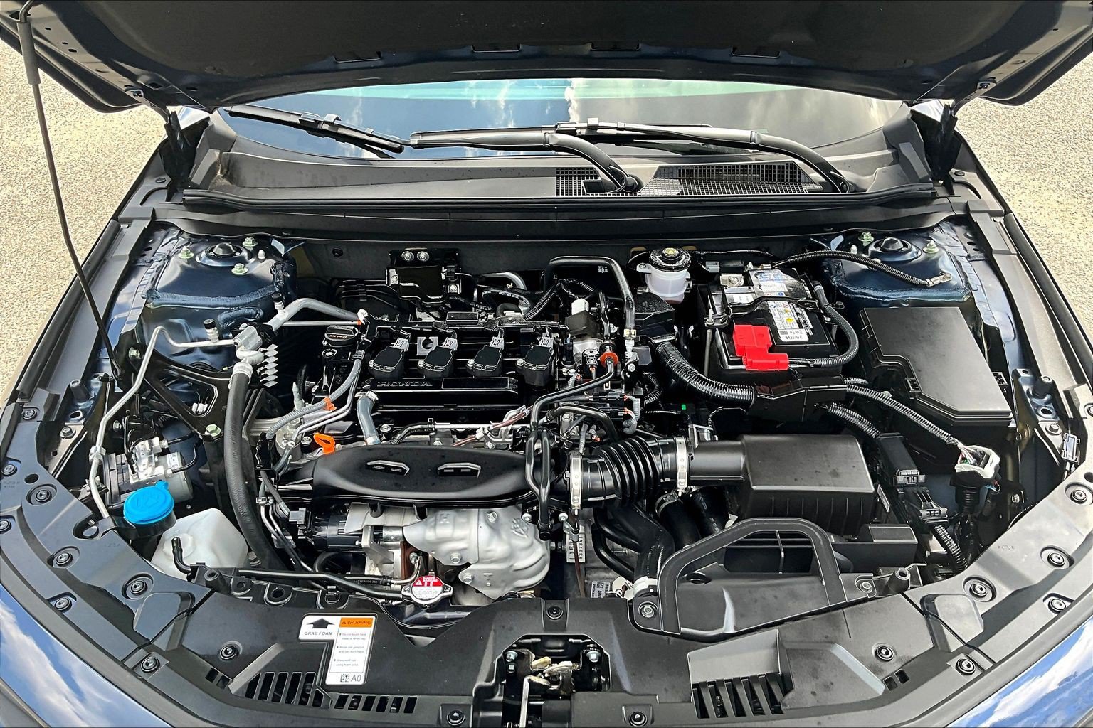 Certified 2025 Honda Accord SE image 9