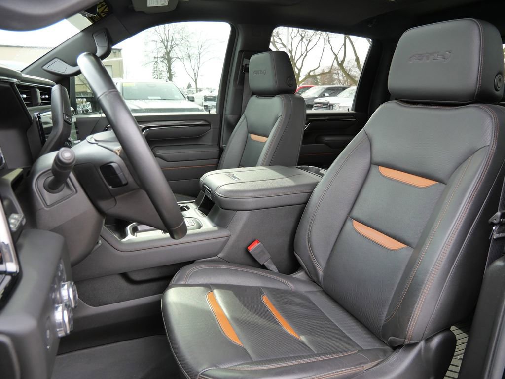 Used 2025 GMC Sierra 2500 AT4 w/ AT4 Premium Plus Package image 30