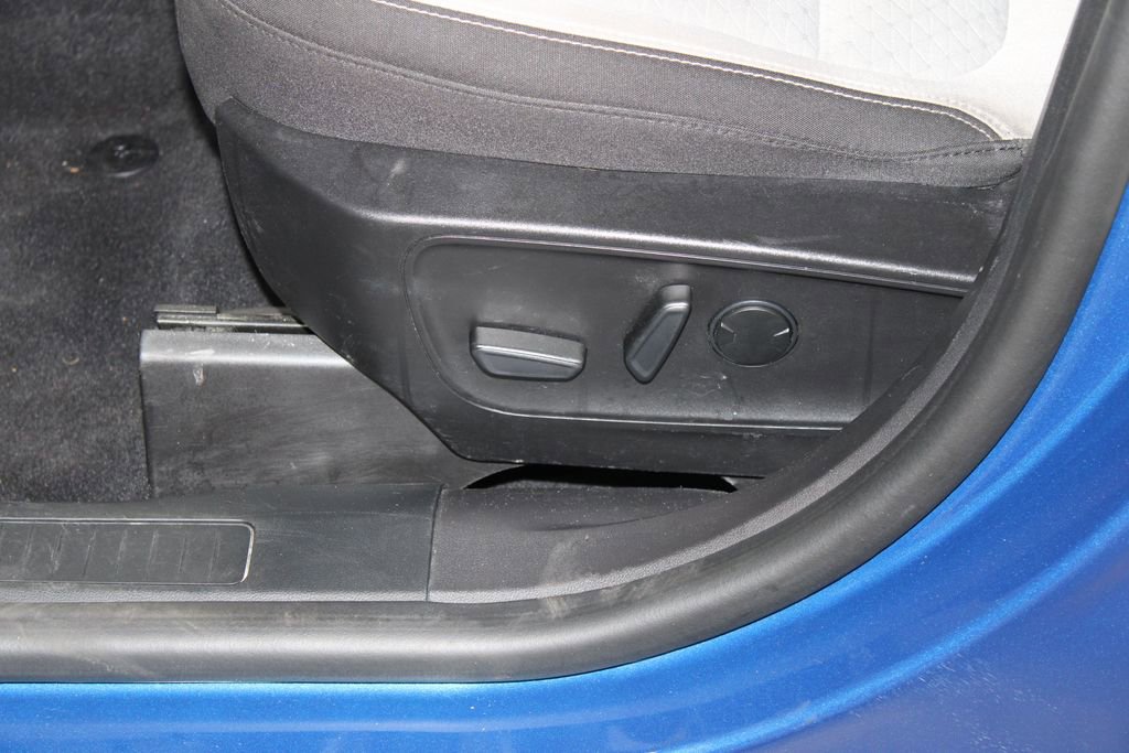 Used 2023 Ford Escape Active image 20