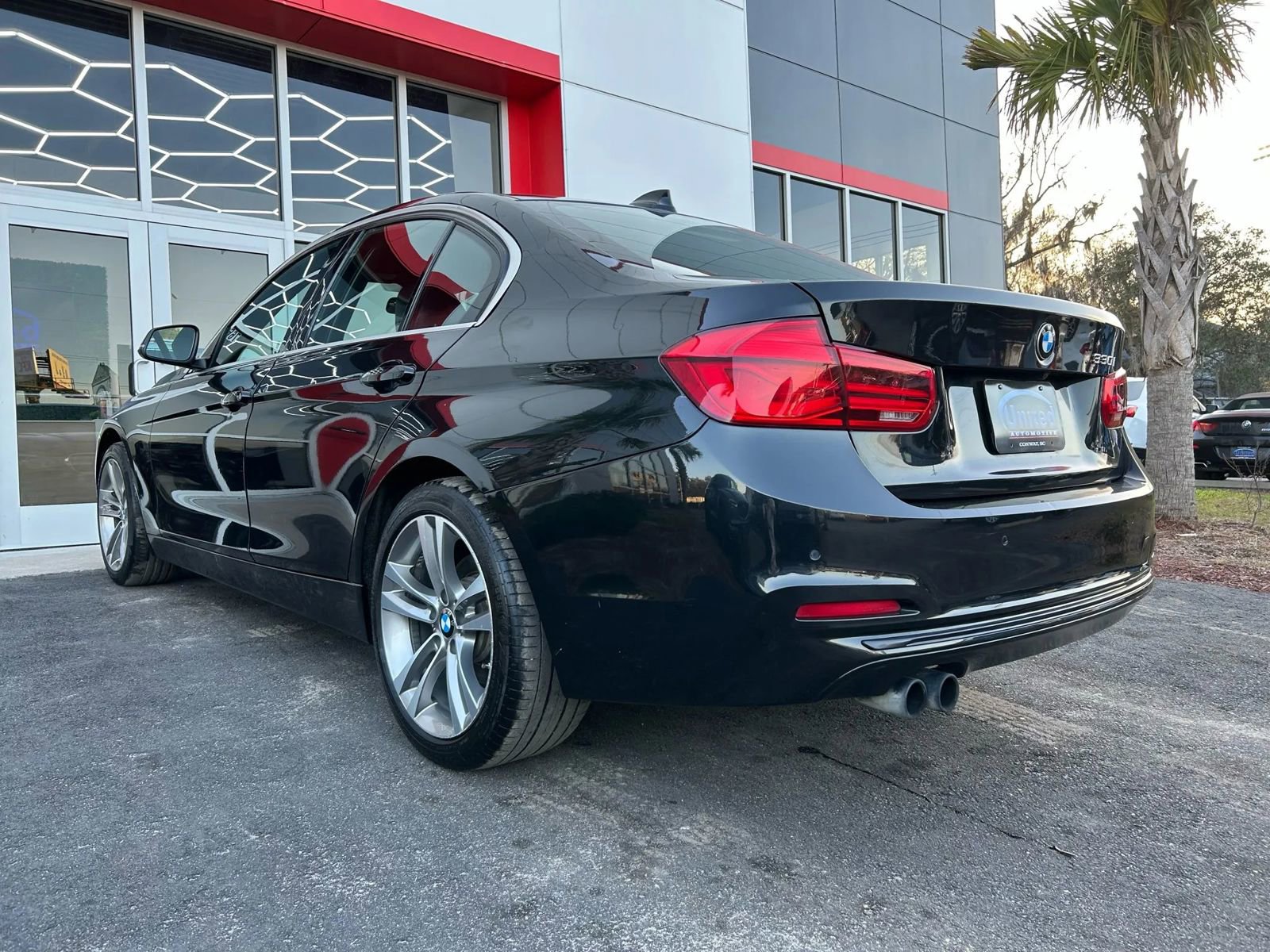 Used 2017 BMW 330i Sedan image 6