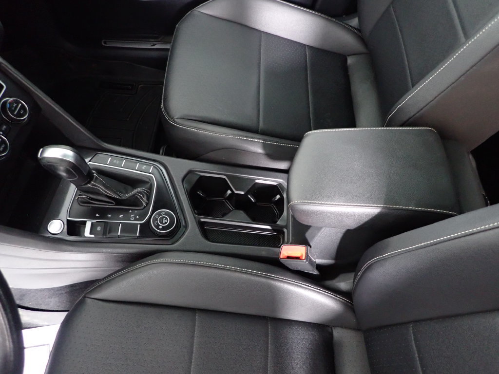 Used 2021 Volkswagen Tiguan SE R-Line AWD/4WD image 29