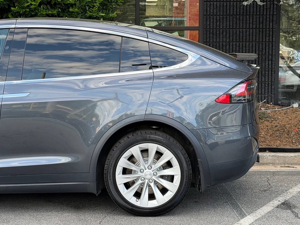 Used 2020 Tesla Model X Long Range AWD/4WD image 11