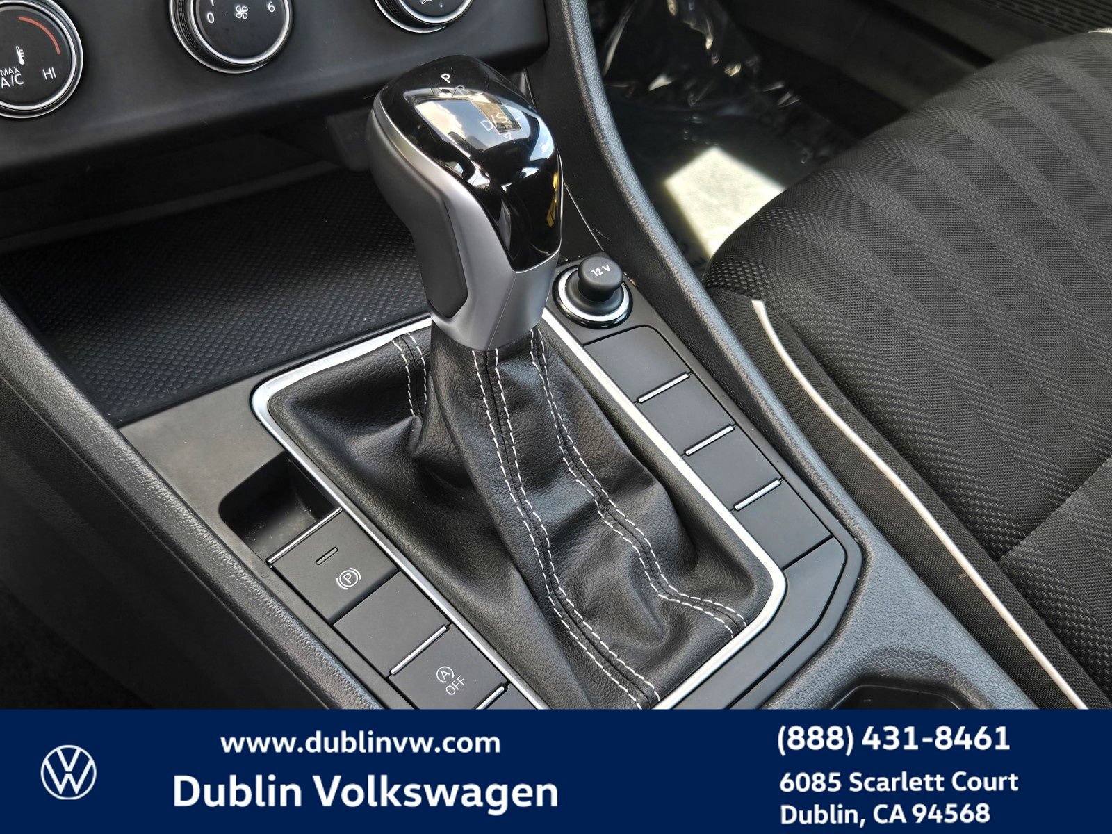 Used 2024 Volkswagen Jetta Sport FWD image 16