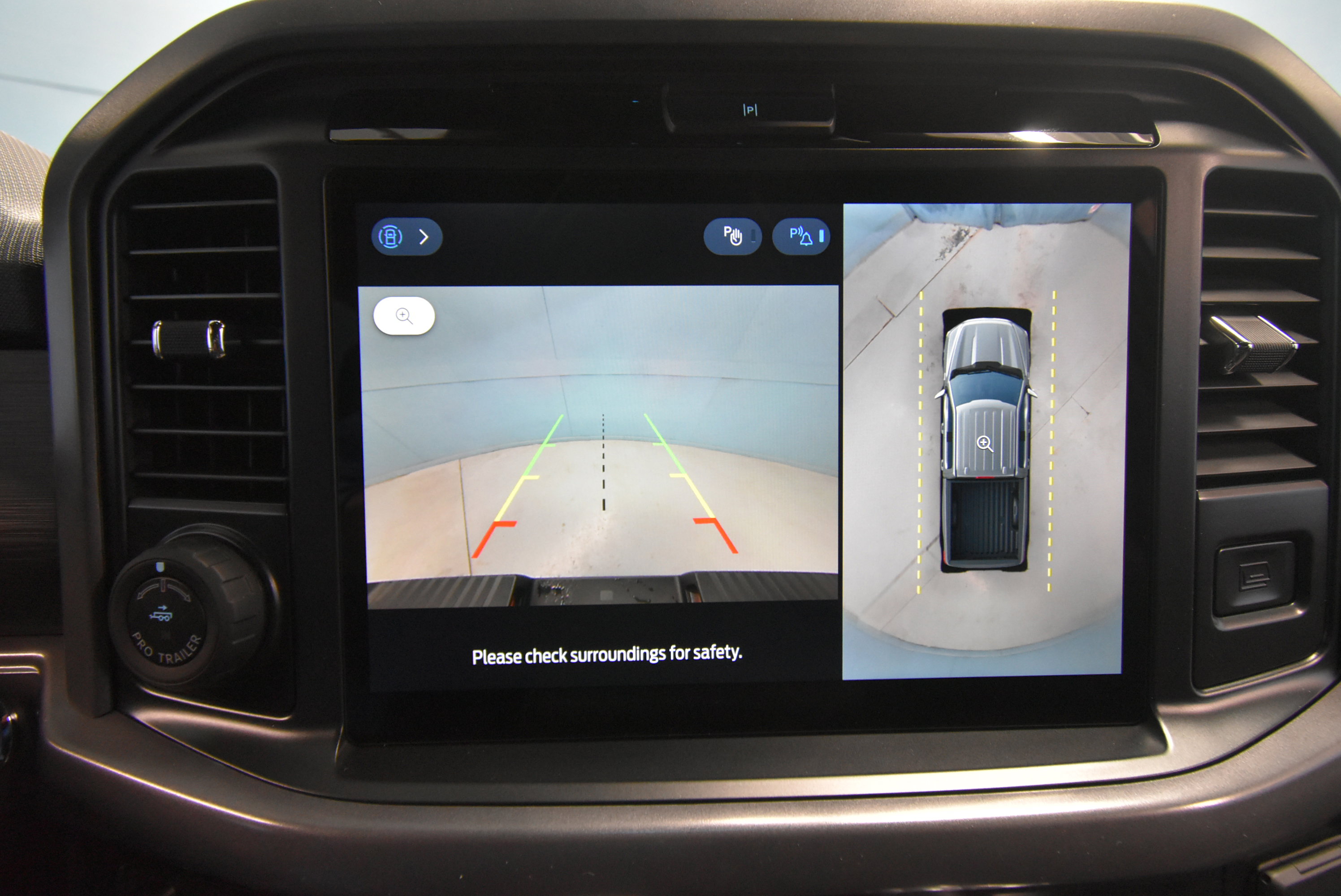 New 2025 Ford F150 XLT w/ Equipment Group 302A MID image 11