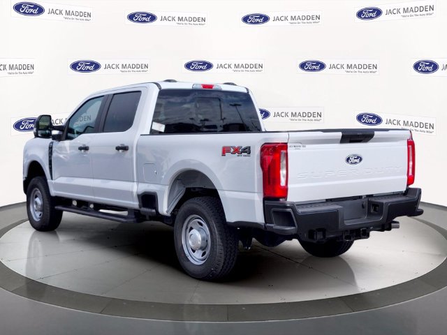 New 2027 Ford F350 XL w/ FX4 Off-Road Package AWD/4WD image 3