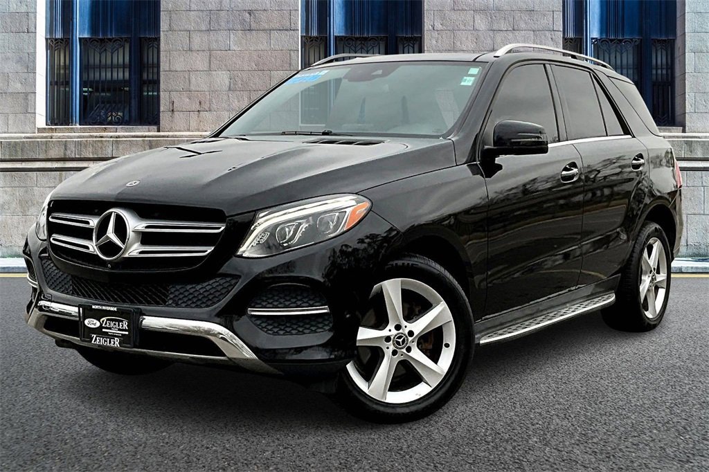 Used 2018 Mercedes-Benz GLE 350 4MATIC w/ Premium 2 Package image 2