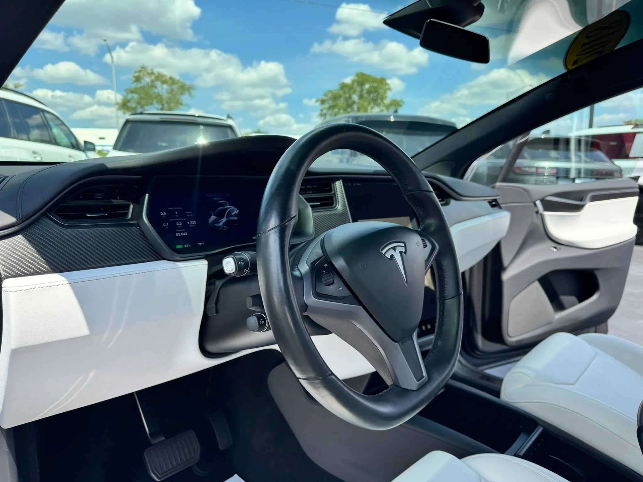 Used 2018 Tesla Model X 100D AWD/4WD image 30