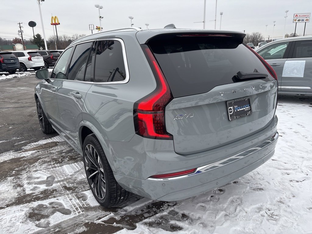 Certified 2025 Volvo XC90 B6 Plus image 9
