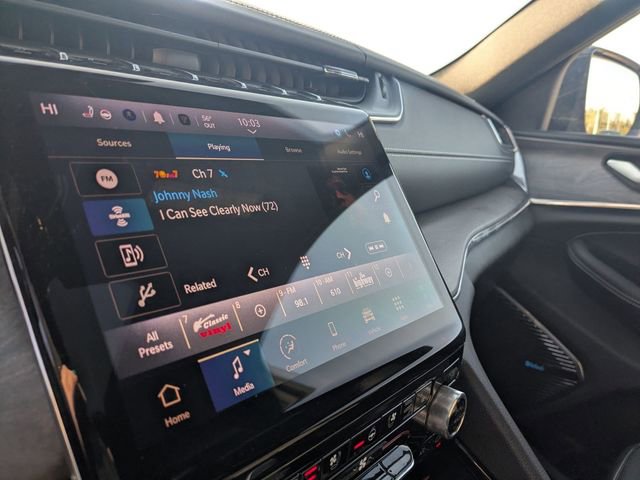 Used 2024 Jeep Grand Cherokee Overland w/ Trailer Tow Package image 23