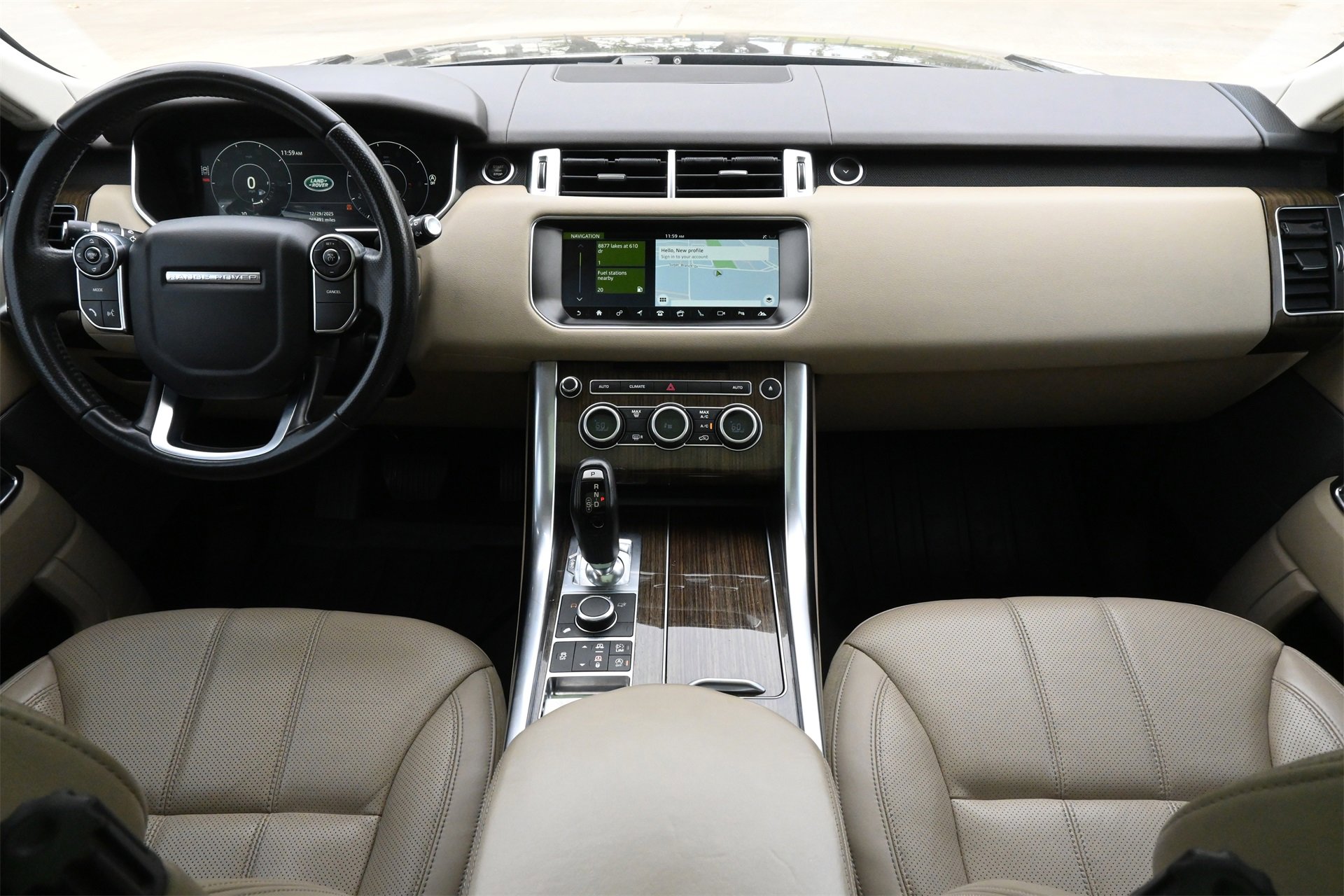 Used 2017 Land Rover Range Rover Sport HSE image 7