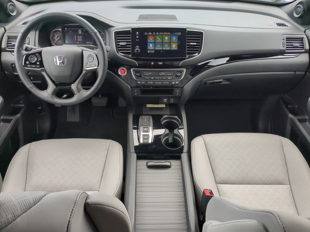 Used 2023 Honda Passport Elite image 14