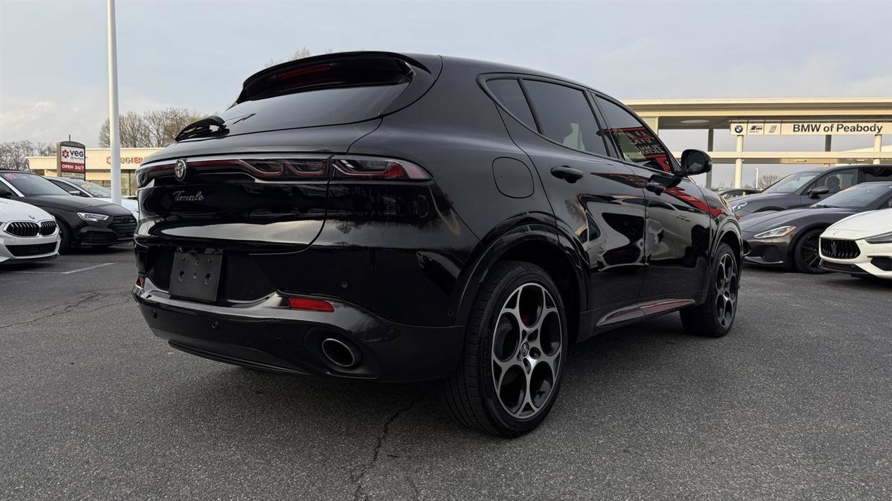 Used 2024 Alfa Romeo Tonale Veloce w/ Active Assist Package AWD/4WD image 19