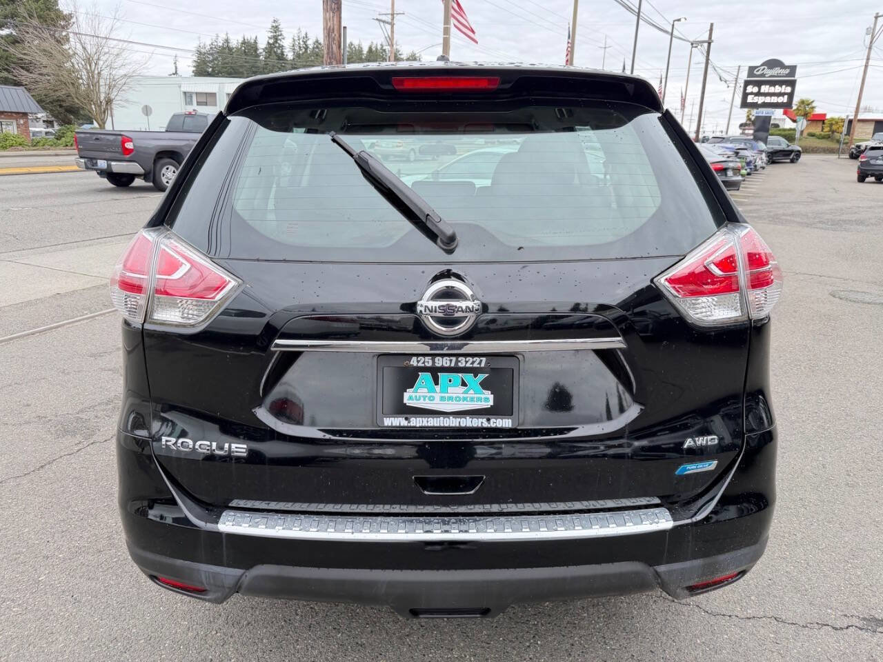 Used 2014 Nissan Rogue S image 5