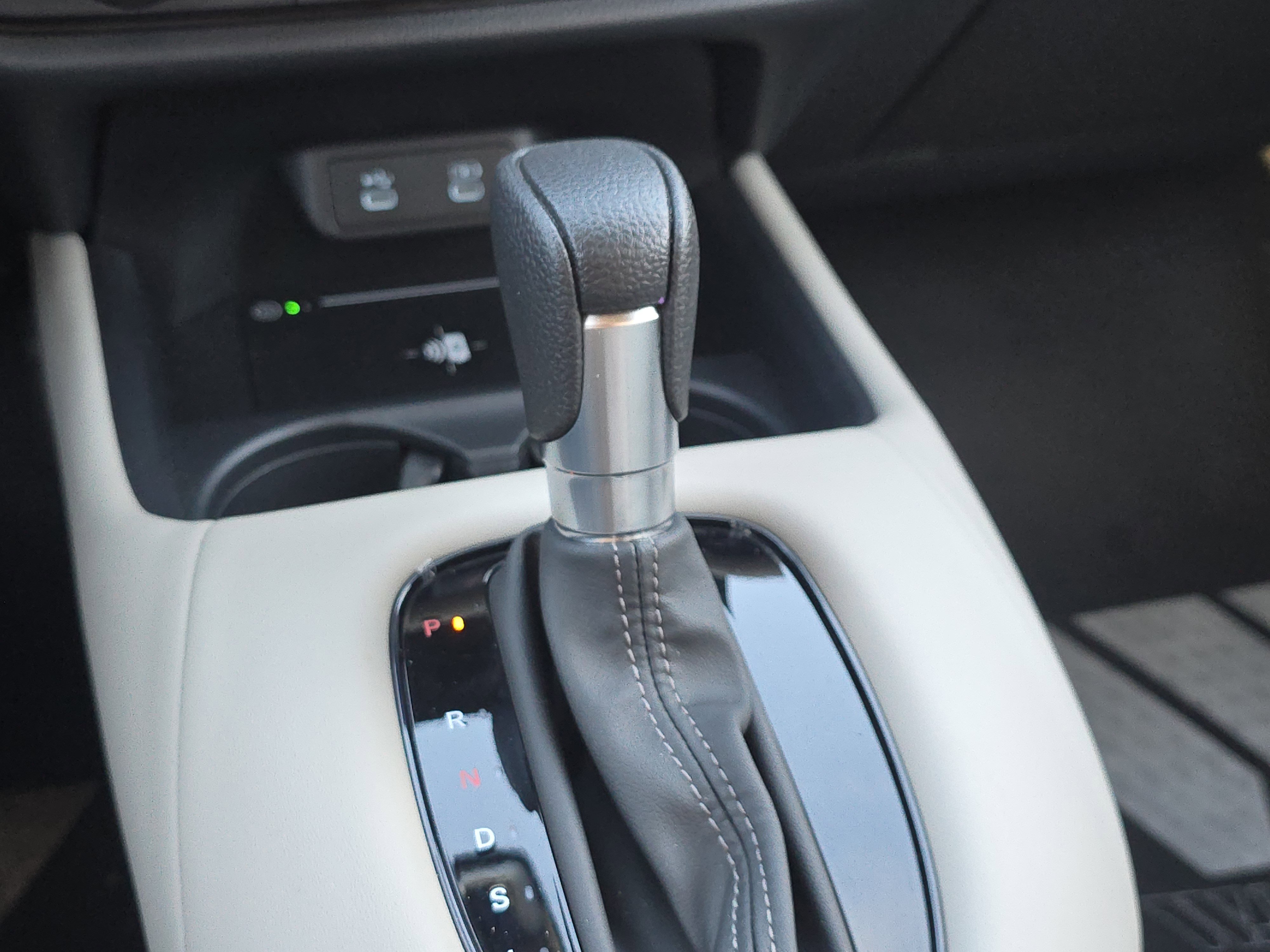 Used 2026 Honda HR-V LX image 31