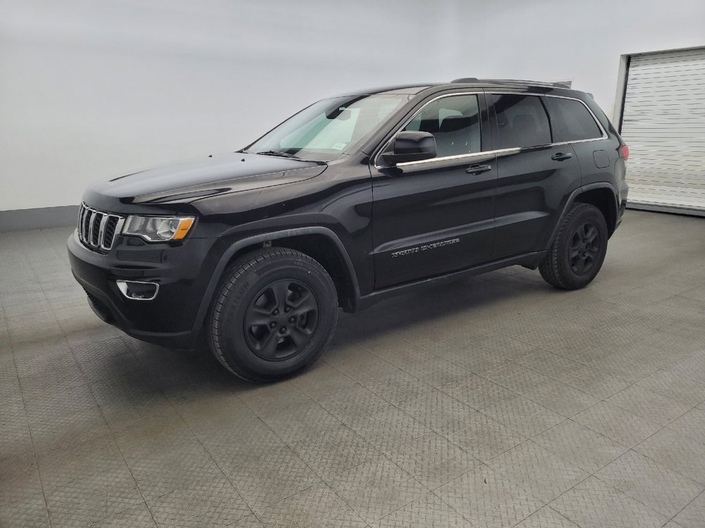 Used 2017 Jeep Grand Cherokee Laredo w/ Quick Order Package 23E image 2