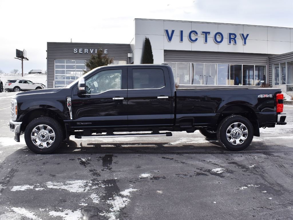 New 2026 Ford F250 Lariat w/ Chrome Package image 2