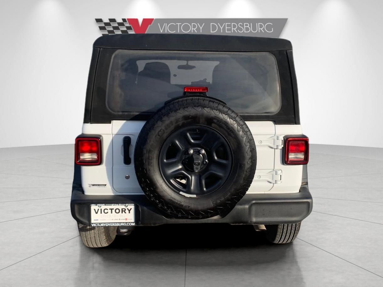 Used 2024 Jeep Wrangler Sport image 7