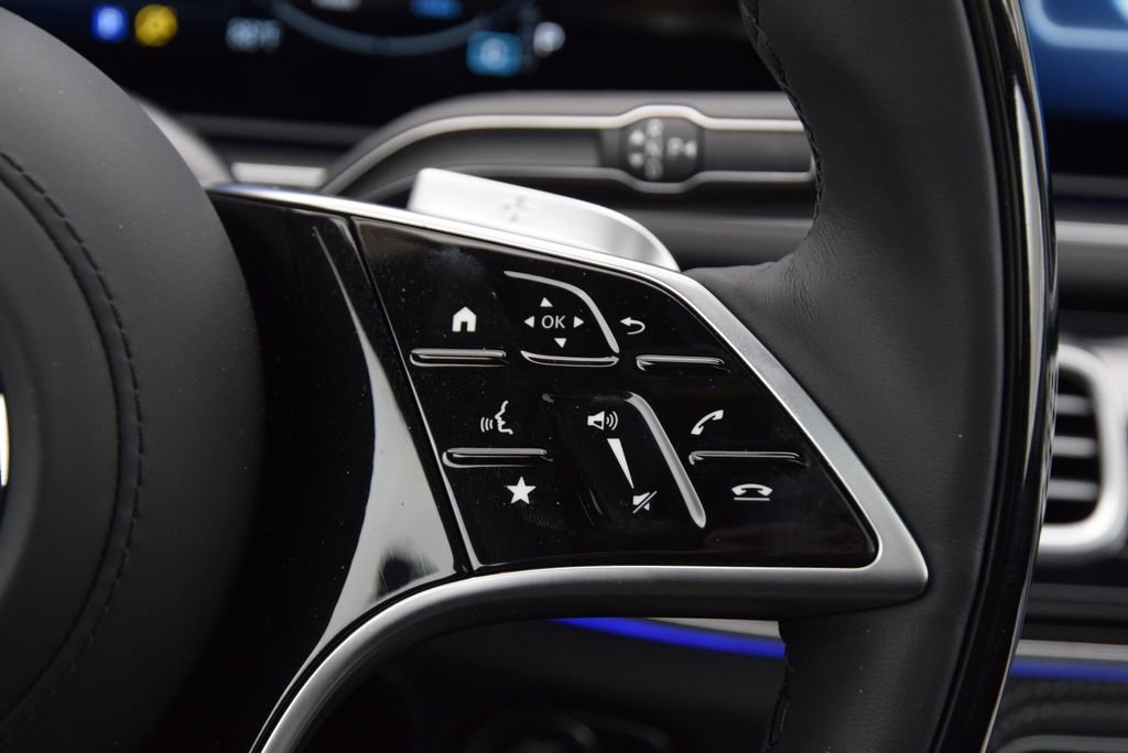 New 2026 Mercedes-Benz Maybach GLS 600 4MATIC image 23