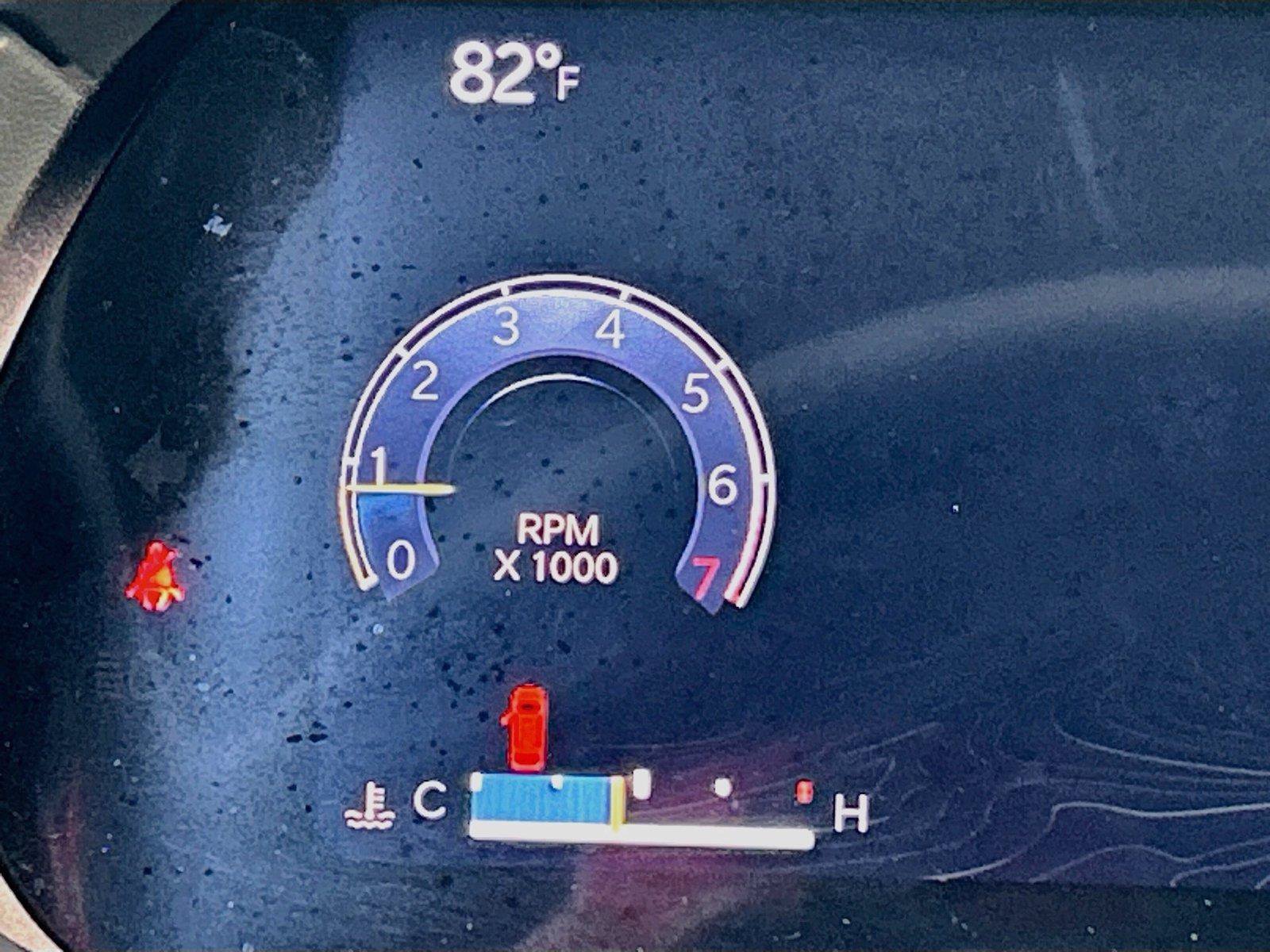 Used 2023 Jeep Grand Cherokee Laredo AWD/4WD image 40