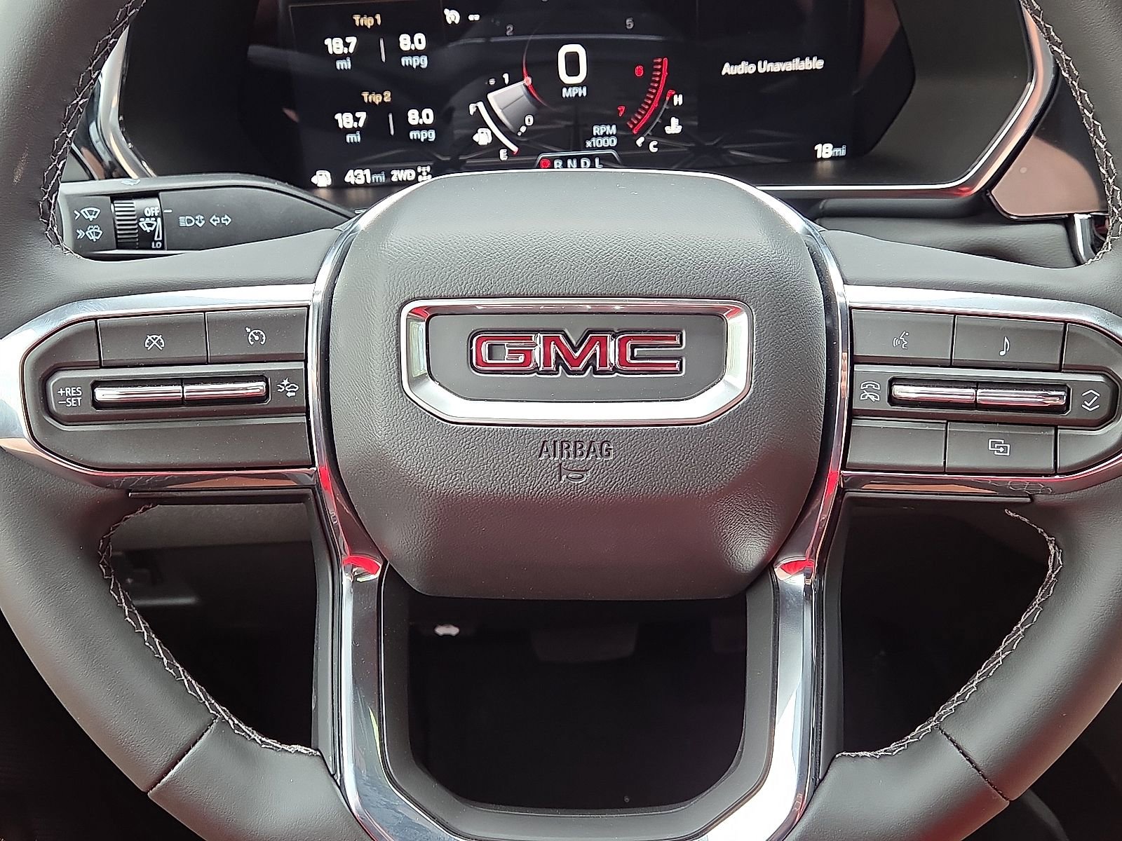 New 2026 GMC Canyon Elevation w/ Convenience Package image 12