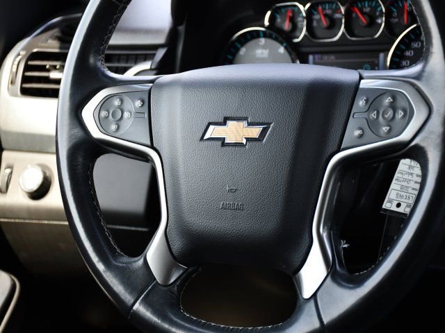 Used 2018 Chevrolet Suburban LT image 20