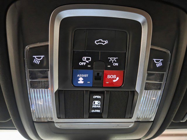 Used 2022 RAM 2500 Limited image 65