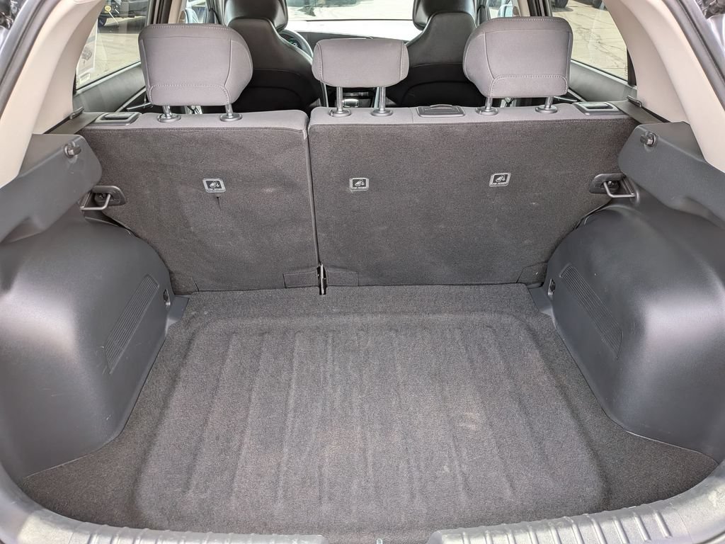 Used 2025 Kia Niro LX FWD image 29