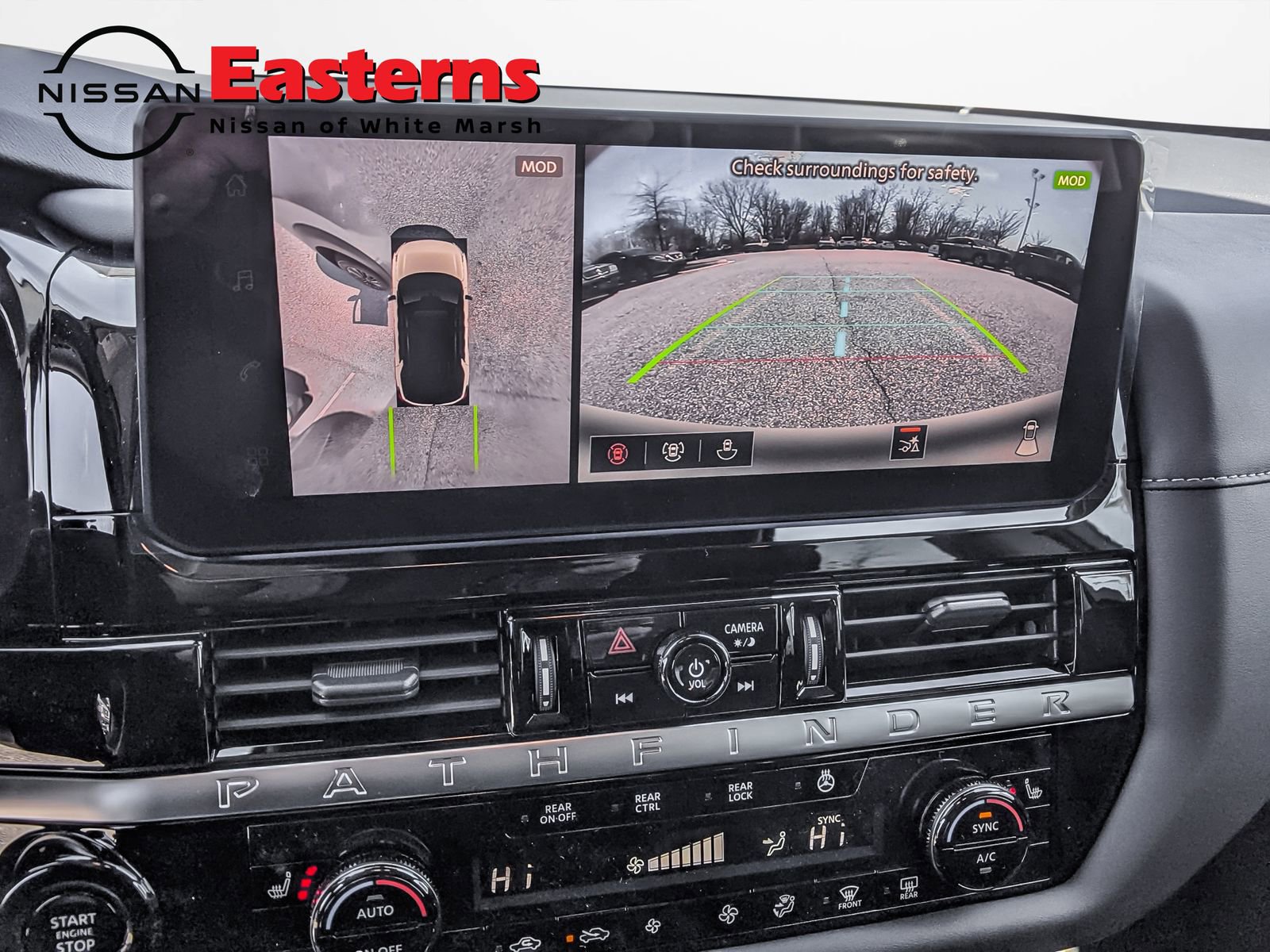 New 2026 Nissan Pathfinder SL w/ SL Premium Package AWD/4WD image 18