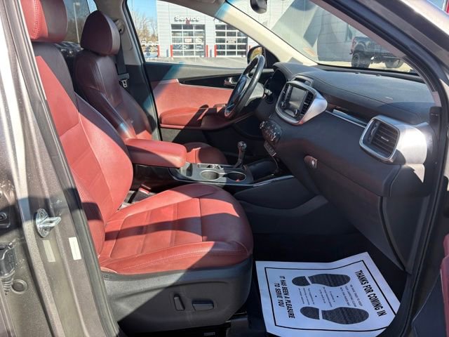 Used 2018 Kia Sorento SX image 17