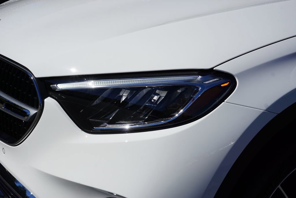 New 2026 Mercedes-Benz GLC 300 4MATIC image 10