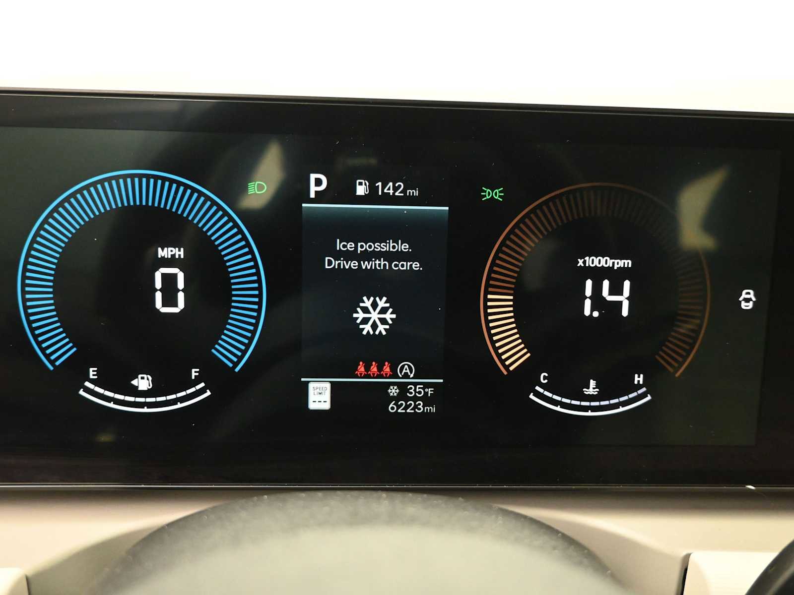 Certified 2025 Hyundai Tucson SEL image 16