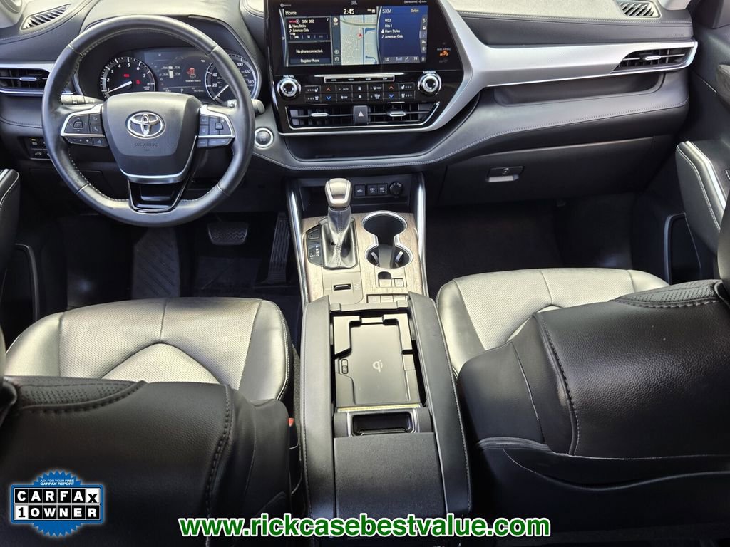 Used 2021 Toyota Highlander Platinum FWD image 14