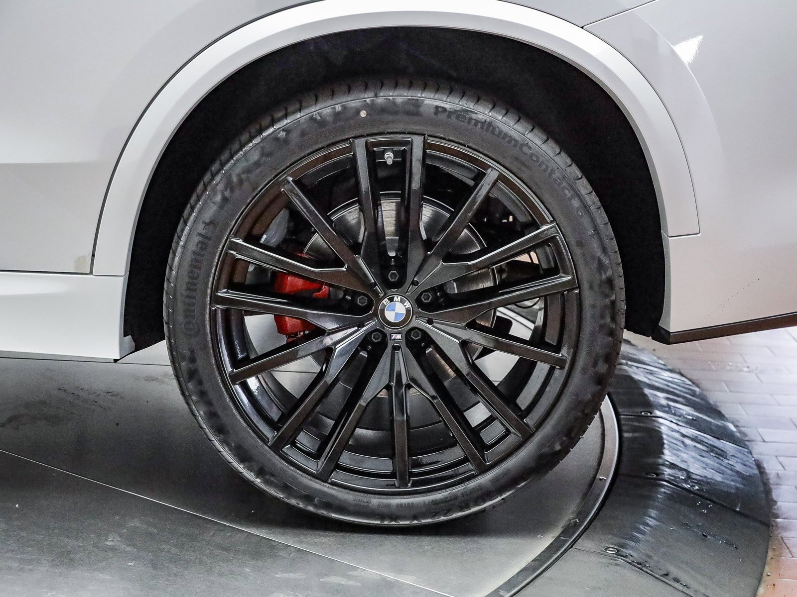 New 2026 BMW X5 sDrive40i w/ M Sport Package image 11