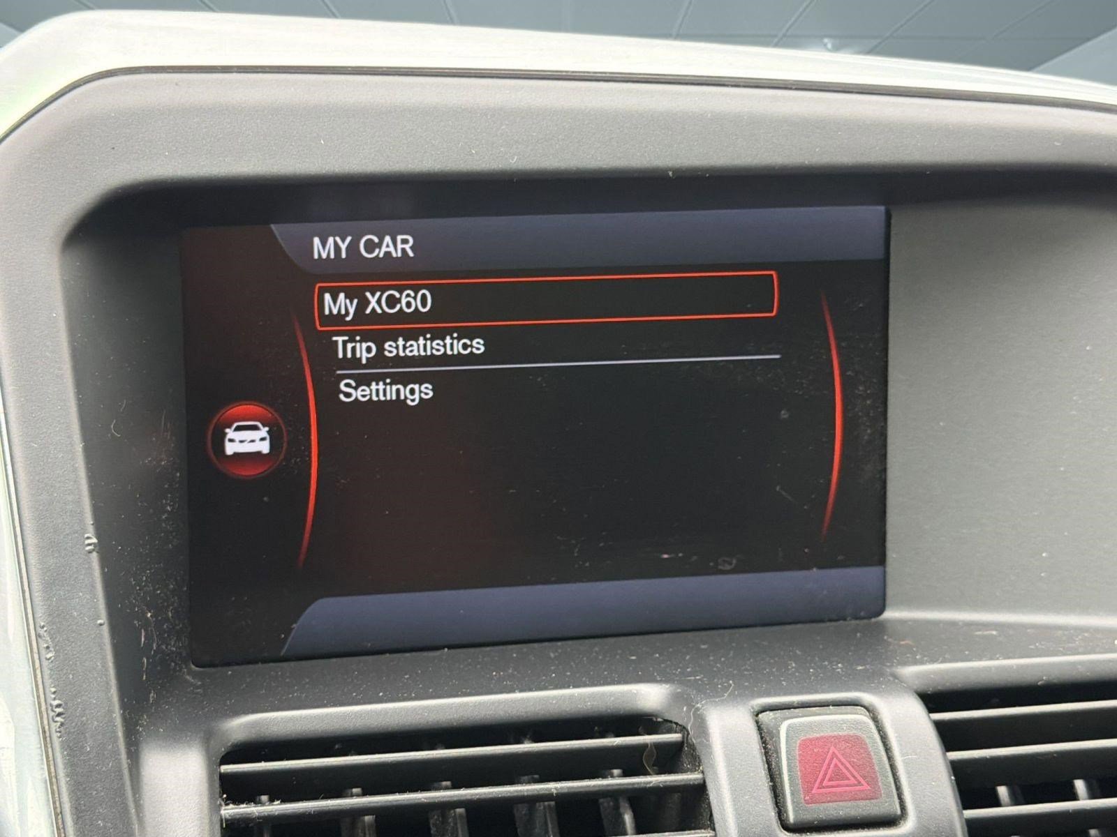 Used 2012 Volvo XC60 3.2 Premier FWD image 24