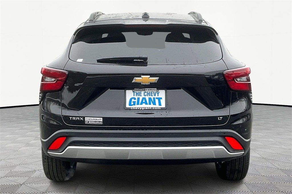 New 2026 Chevrolet Trax LT w/ Driver Confidence Package image 4