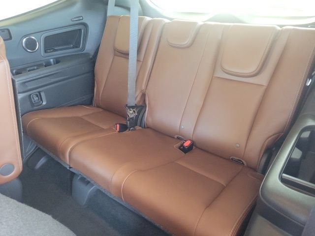 Used 2019 Subaru Ascent Touring AWD/4WD image 14