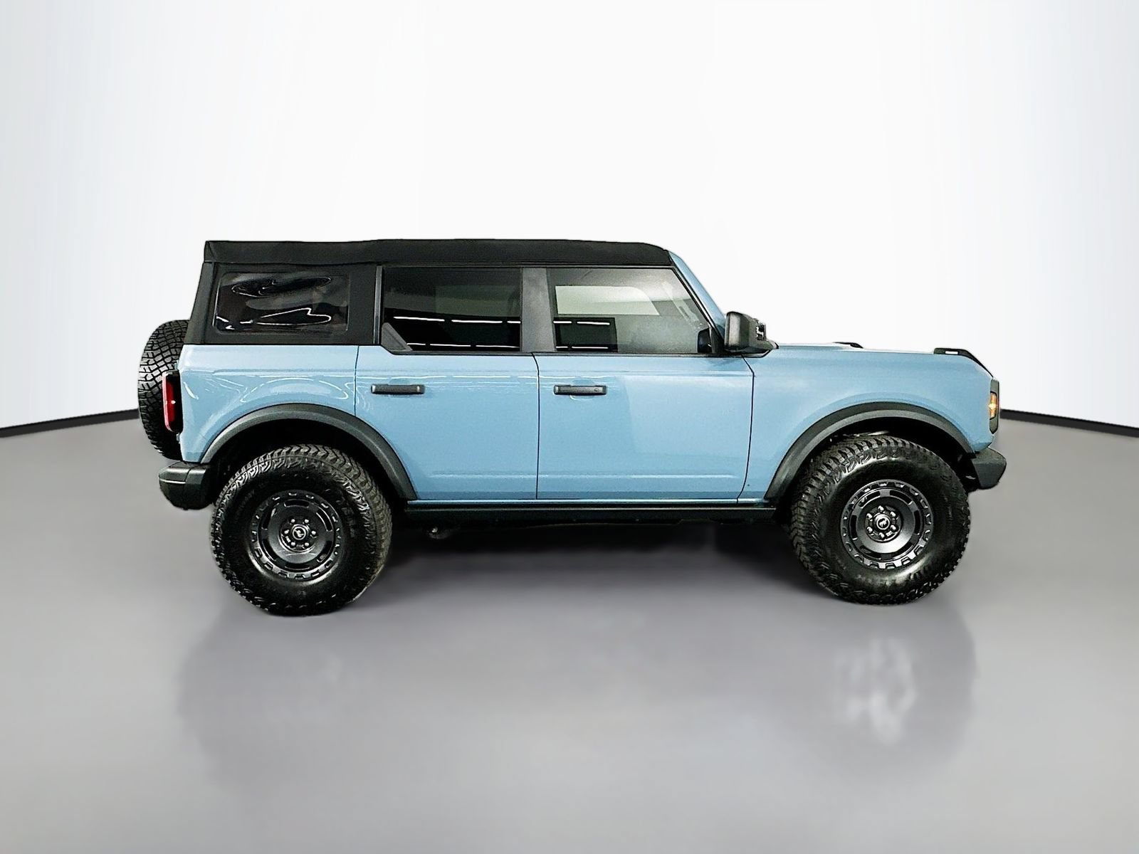 Used 2023 Ford Bronco Badlands AWD/4WD image 9