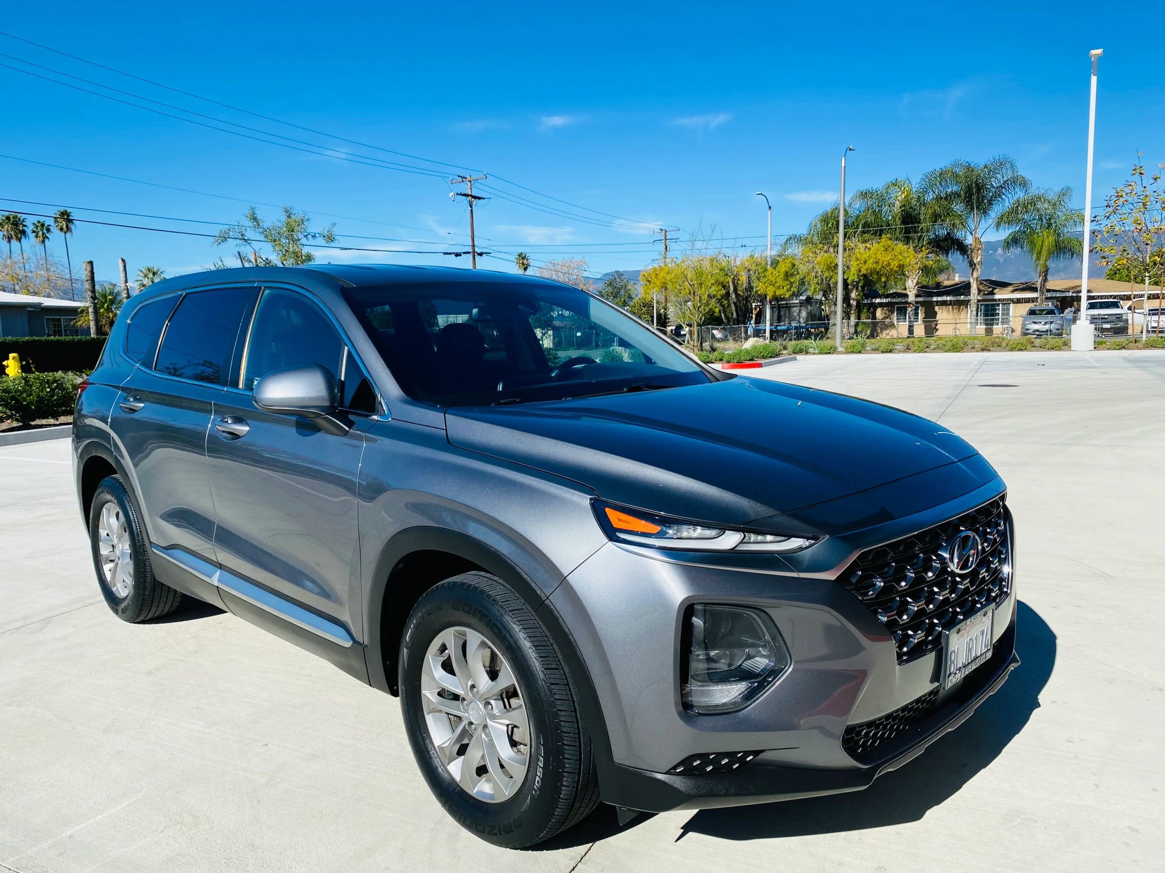 Used 2019 Hyundai Santa Fe SE image 11