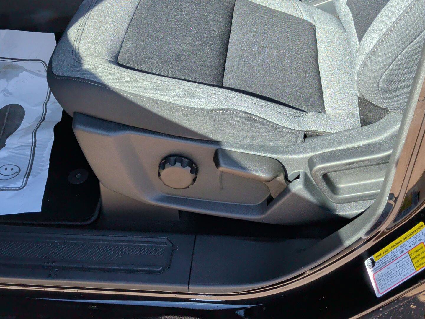 New 2025 Ford Bronco 4-Door image 8