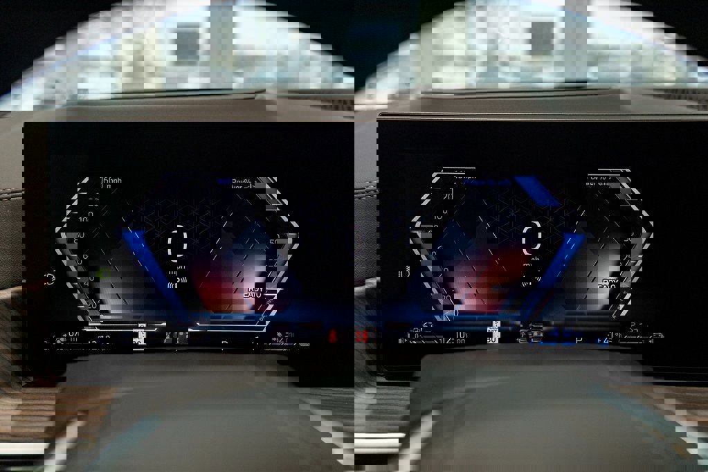 New 2026 BMW X5 xDrive50e w/ Premium Package image 32